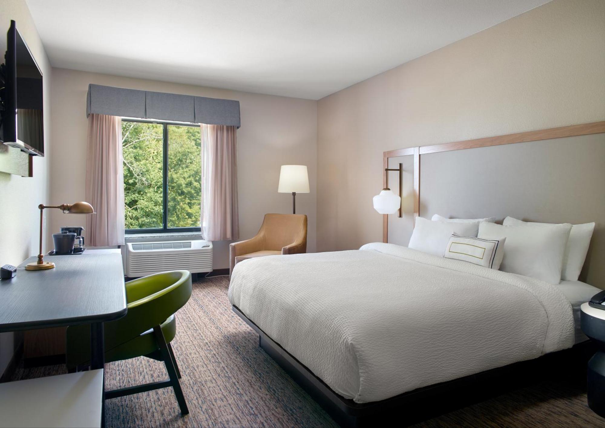 Fairfield Inn & Suites By Marriott Asheville Airport/פלטצ'ר מראה חיצוני תמונה