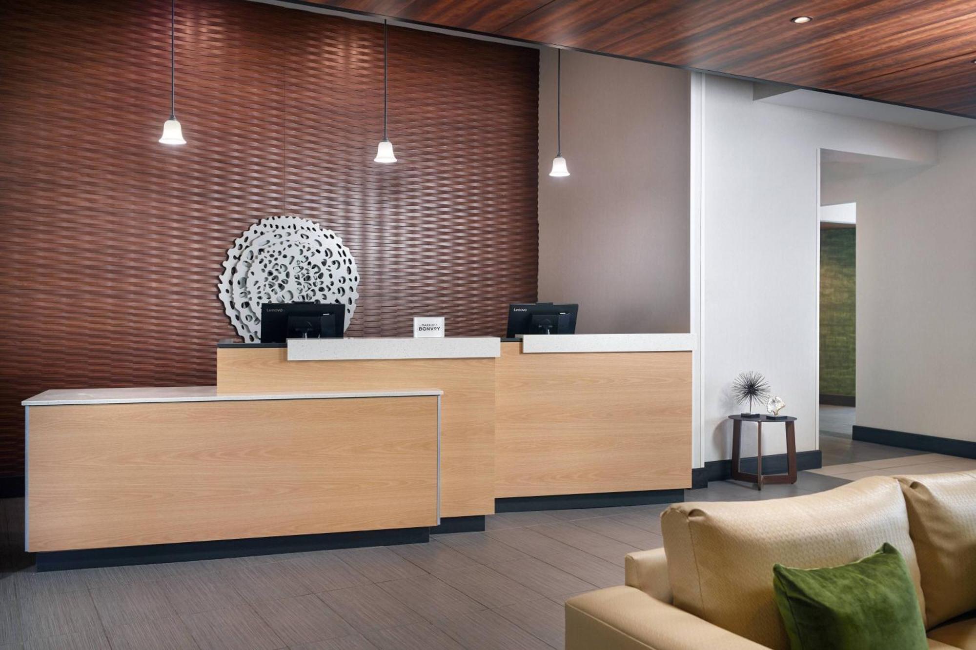 Fairfield Inn & Suites By Marriott Asheville Airport/פלטצ'ר מראה חיצוני תמונה